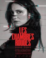 Scenă din Red Rooms 2023 film online, Kelly-Anne investigând cazul criminalului în serie.