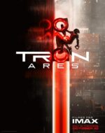 Tron Ares 2025 film online subtitrat hd in romana – poster oficial cu personajul Ares în lumea digitală